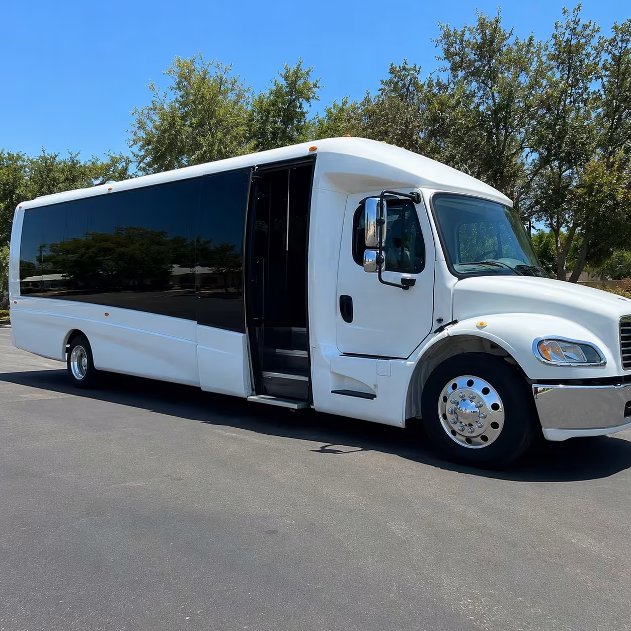 minibus rentals in wichita for smaller prom groups