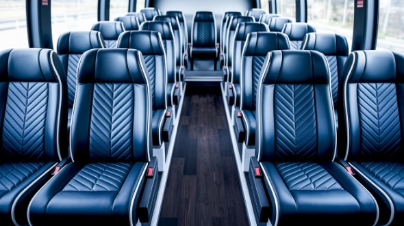 wichita 20 passenger minibus rental